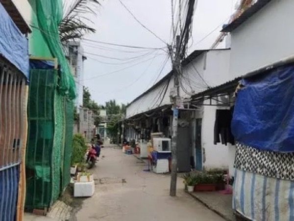 Bắt người giữ trẻ nghi đánh đập khiến bé gái 17 tháng tuổi tử vong