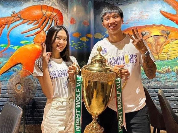 Doãn Hải My phân trần về diện mạo xanh xao, thiếu sức sống bên cạnh Đoàn Văn Hậu
