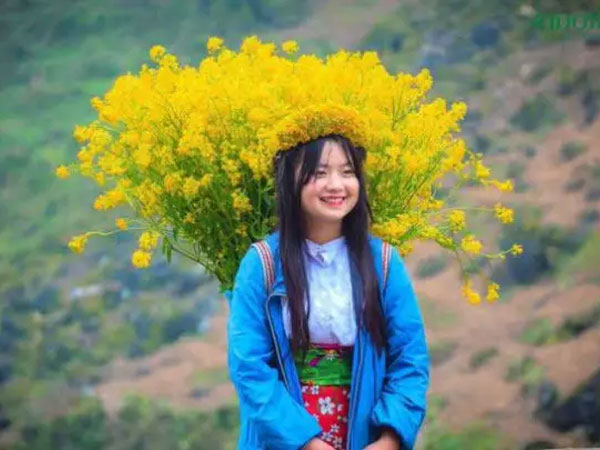 'Phúng Phính Hà Giang' khoe ảnh lạ, cư dân mạng khen hết mực