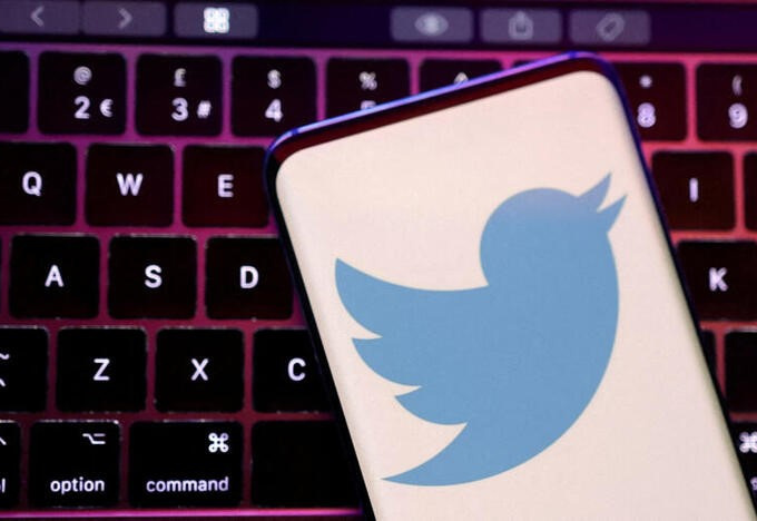 Tài khoản Twitter chỉ mất 8 USD để khiến công ty dược mất hàng chục tỷ USD