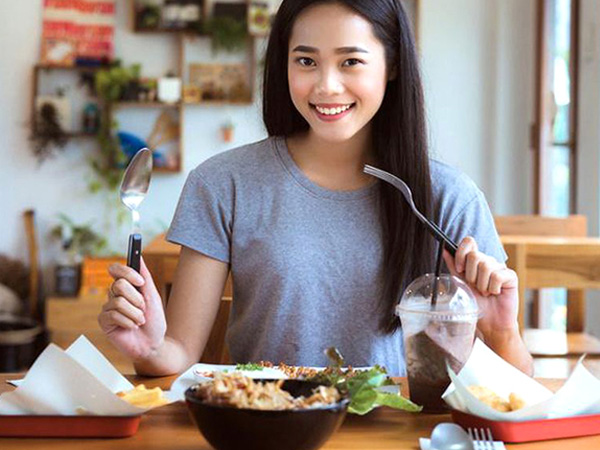 Đừng chỉ ăn xôi, bánh mì, chuyên gia mách bạn 3 bữa sáng tốt nhất cho dạ dày, tim mạch