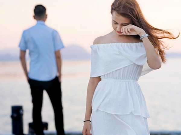 Lời đề nghị ly hôn đầy cay đắng và nỗi bi ai tột độ trong hôn nhân