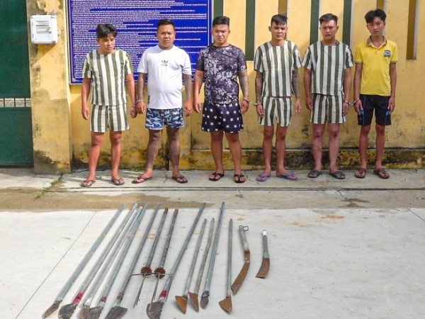 6 đối tượng bắn súng gây náo loạn ở thị trấn Tràm Chim