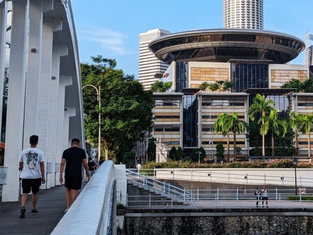 Singapore: Án tù thích đáng cho 4 ông chồng ‘đổi vợ’ với nhau để cưỡng hiếp trong gần 10 năm
