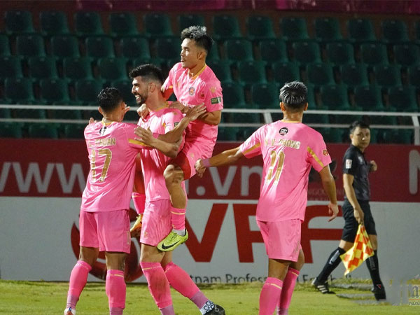 Sài Gòn FC xuống hạng: Lời nói dối của một cuộc tình