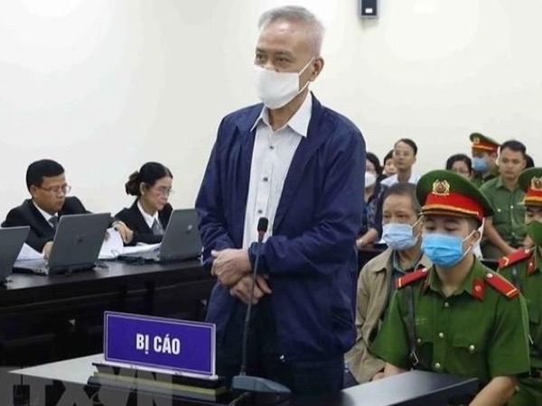 Cựu Tổng Giám đốc Công ty Dược Cửu Long khai động cơ 'ỉm' 3,8 triệu USD