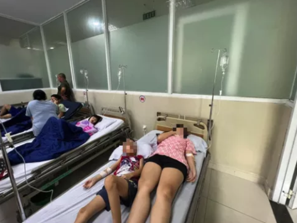 Vụ ngộ độc ở Nha Trang: Bé lớp 1 tử vong là con người nước ngoài