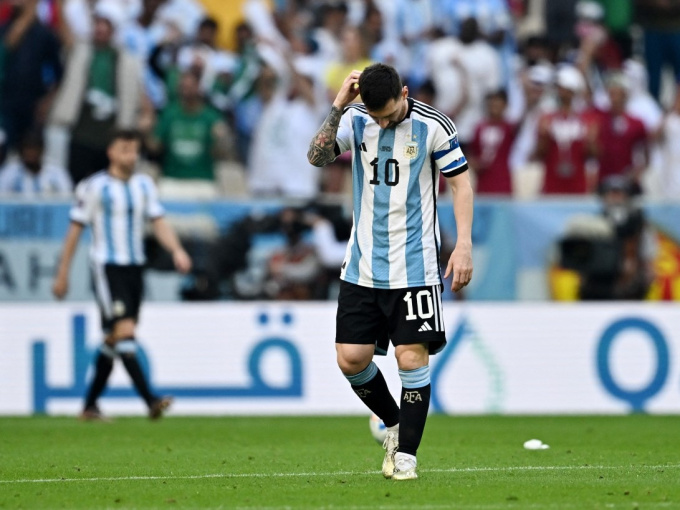 Argentina 1-2 Saudi Arabia: Đại địa chấn ở Lusail trong ngày điệu tango lạc nhịp