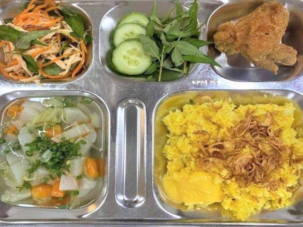 Vụ ngộ độc ở trường Ischool Nha Trang: Phát hiện nhiều loại vi khuẩn trong mẫu cánh gà chiên