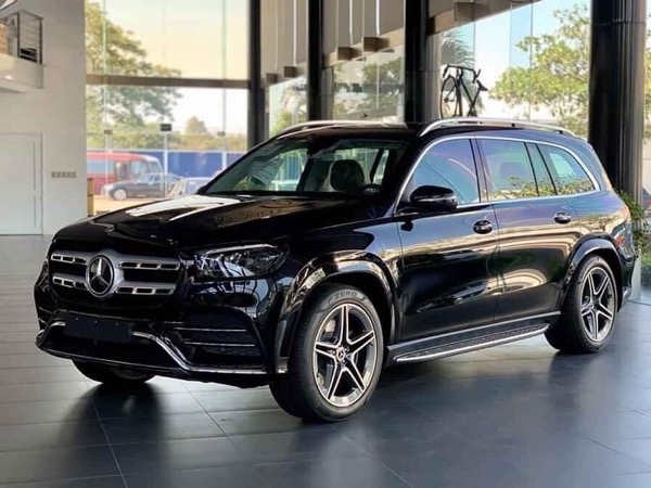 Mercedes-Benz triệu hồi gấp hàng loạt mẫu xe ăn khách tại Việt Nam