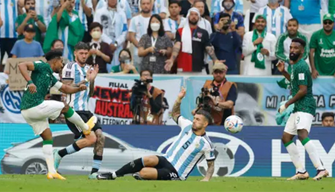 Argentina rơi vào thế khó ở bảng C