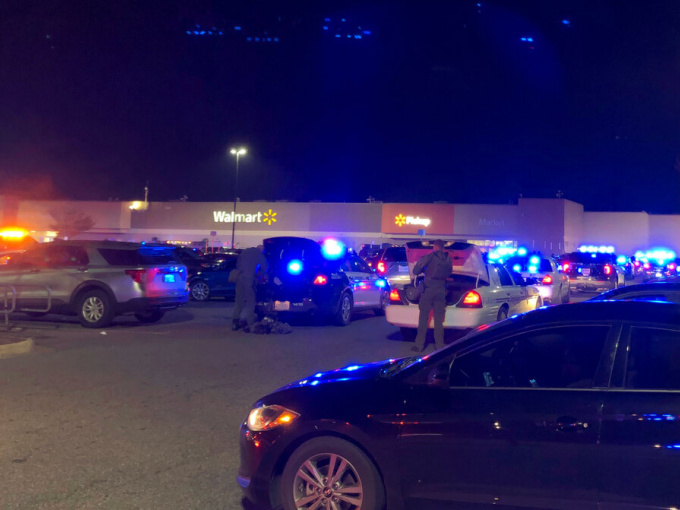 Xả súng kinh hoàng ở siêu thị Walmart, nhiều người thiệt mạng