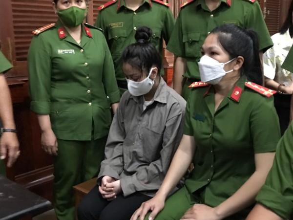 TPHCM: Sáng mai tòa xét xử vụ 'dì ghẻ' bạo hành bé gái 8 tuổi tử vong