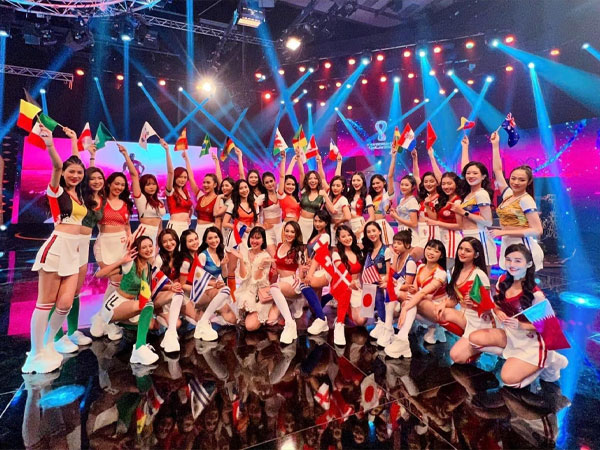Dàn hot girl 'Nóng Cùng World Cup' nói gì khi sự xuất hiện của bản thân gây tranh cãi trên mạng xã hội?