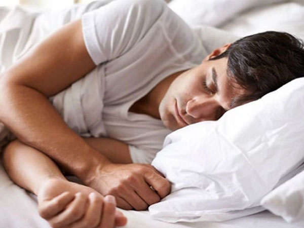 Đàn ông sau 35 tuổi có 4 thói quen này vào buổi tối là dấu hiệu trường thọ