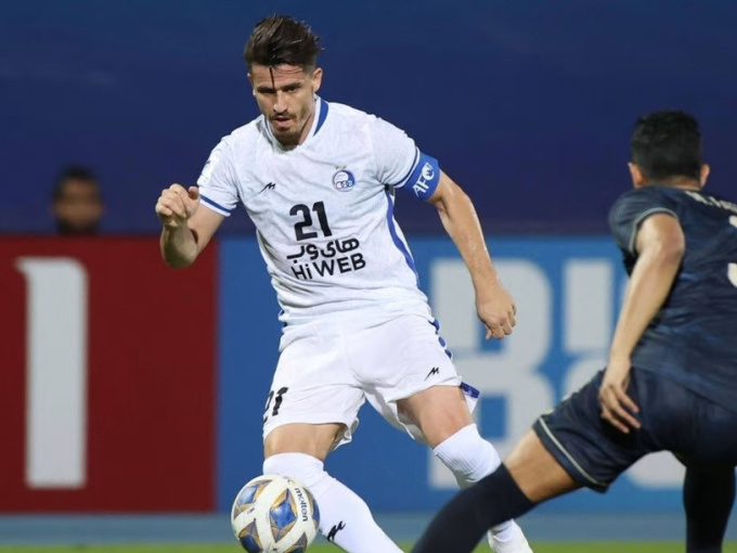 Iran bắt giữ cầu thủ nổi tiếng trong lúc World Cup đang diễn ra