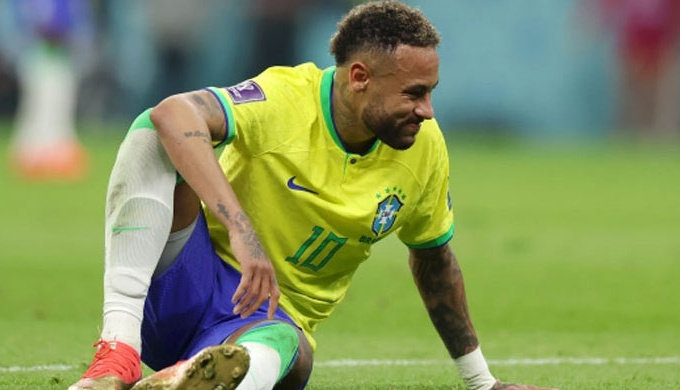 Neymar nghỉ thi đấu hết vòng bảng
