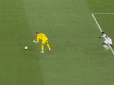 Ronaldo thót tim vì thủ môn Bồ Đào Nha suýt giúp Ghana có bàn gỡ