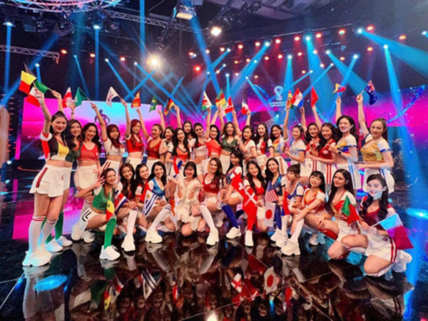 VTV loại bỏ phần bình luận của dàn hot girl World Cup sau hàng loạt tranh cãi