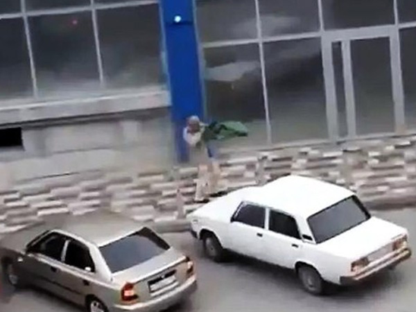 Nga: Xả súng giết chết 3 người vì thua kiện vợ cũ