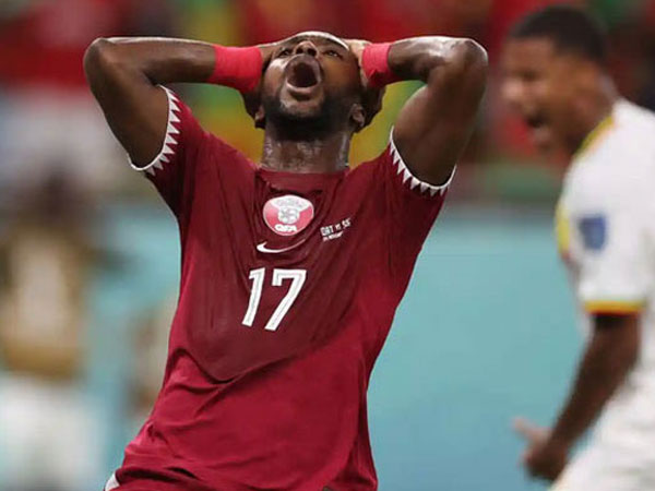 Cục diện bảng A: ĐT Qatar là đội chủ nhà bị loại sớm nhất lịch sử World Cup