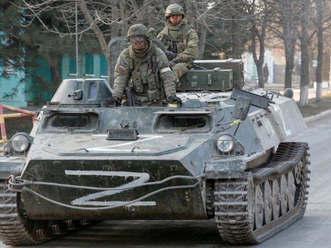Anh nói Nga khó đạt đột phá ở đông Ukraine, ảnh sốc về cây cầu bị phá hủy ở Kherson