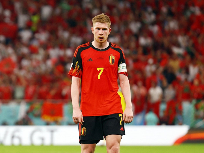 Báo Bỉ vào hùa 'tấn công' De Bruyne sau thảm bại