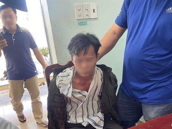Bắt giữ nghi phạm sát hại chủ quán cà phê cướp gần 20 cây vàng ở Long An
