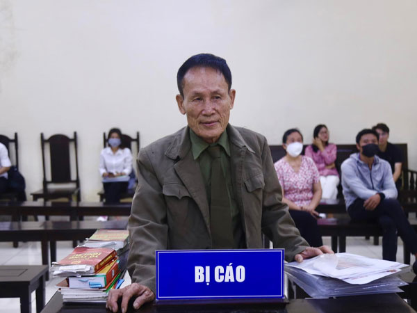 Ông Hiệp ‘khùng’ không nhận tội, bị đề nghị tuyên phạt 9-10 năm tù