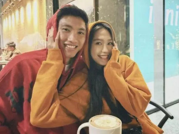 Văn Hậu tung ảnh bỏng mắt chưa từng có bên Doãn Hải My