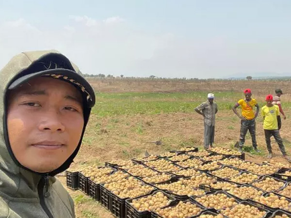 Quang Linh Vlog khoe sắp 'cá kiếm' bộn tiền cận Tết Nguyên đán