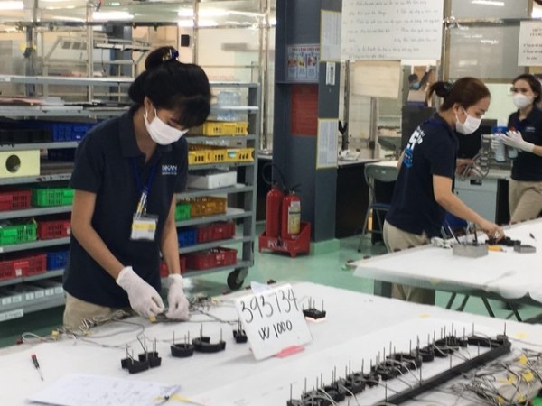 Doanh nghiệp ở Đồng Nai công bố thưởng Tết kèm nồi lẩu, bình nước