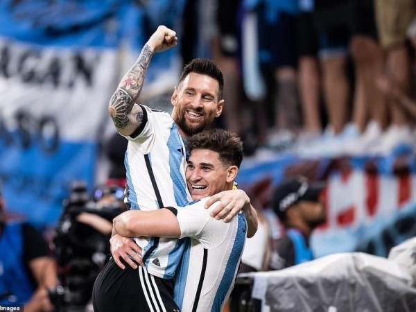 Messi lập công, Argentina chạm trán Hà Lan ở tứ kết World Cup 2022