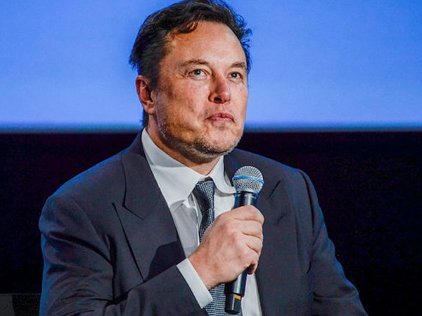 Tỉ phú Elon Musk lên tiếng về 'ý định tự tử'