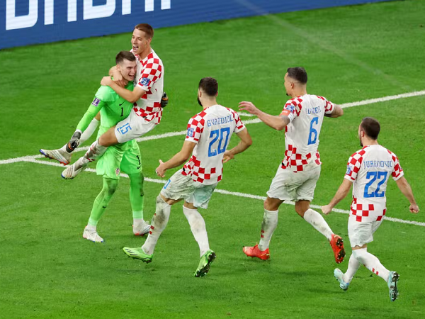 World Cup 2022: Đánh bại Nhật Bản trên chấm luân lưu 11m, Croatia ghi tên vào tứ kết