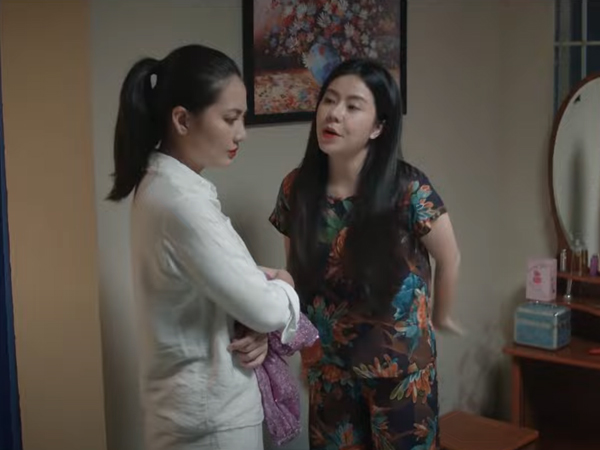 Mẹ rơm tập 21: Hồng biết sự thật Hào là bố Hạt Dẻ, nhà Mô 'gù' cháy rụi, hai cha con mất tích