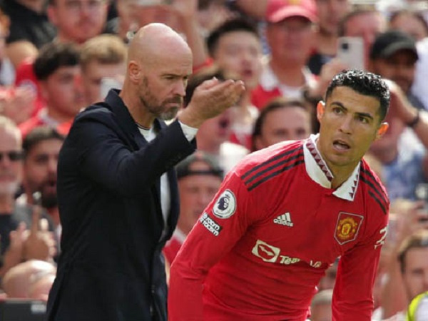 Ten Hag trả lời siêu ngắn gọn về Ronaldo