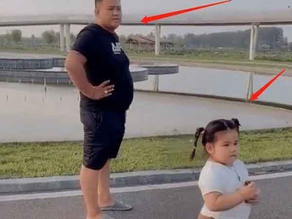 Đưa con gái đi xét nghiệm quan hệ huyết thống, bác sĩ vừa nhìn đã lập tức đuổi ông bố về