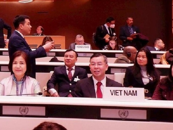Nợ chính phủ của Việt Nam hiện ra sao?