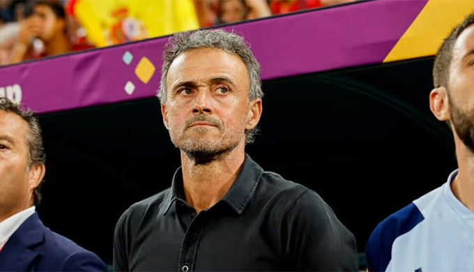 Luis Enrique từ chức HLV trưởng ĐT Tây Ban Nha