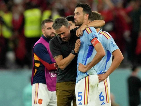 Tuyển Tây Ban Nha tan đàn xẻ nghé sau khi bị loại khỏi World Cup 2022