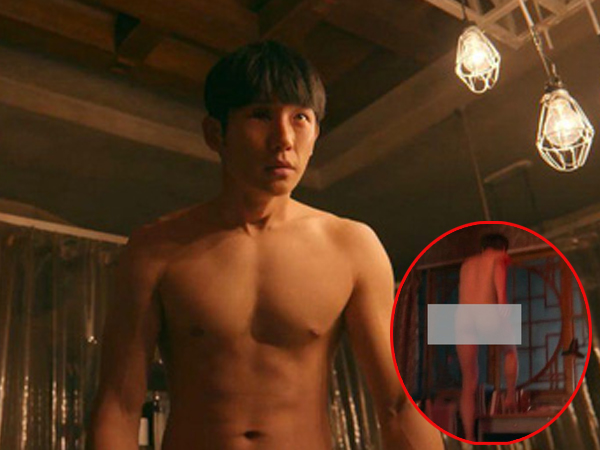 Jung Hae In gây sốc với cảnh nude toàn thân trong phim mới