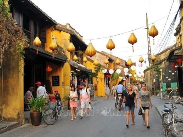 Vietnam Report: Những dấu hiệu khởi sắc của ngành du lịch