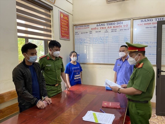 Cắt 'của quý' của chồng rồi đến công an đầu thú