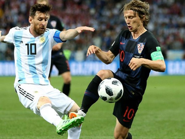 Lionel Messi và Luka Modric: Đêm kinh điển của hai nghệ sỹ cuối cùng