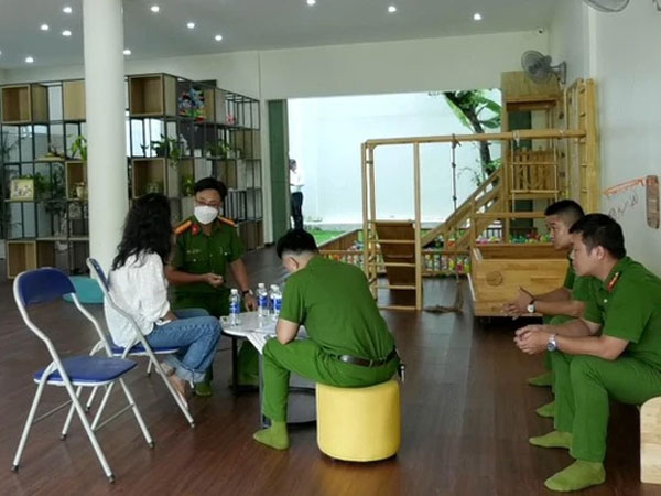 Vụ cô giáo bạo hành, cho trẻ ăn lại đồ nhả ra: Nhóm trẻ nộp đơn xin giải thể