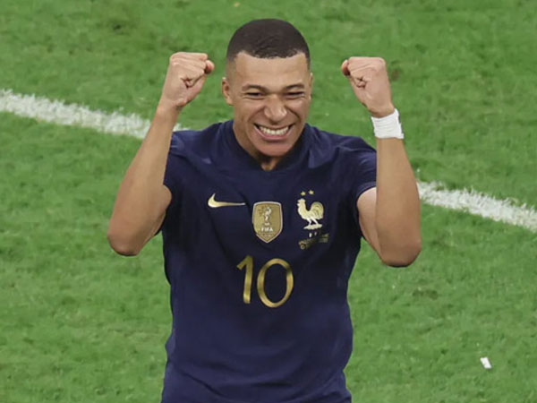 Pháp tiến vào chung kết World Cup, Mbappe sắp đối đầu Messi
