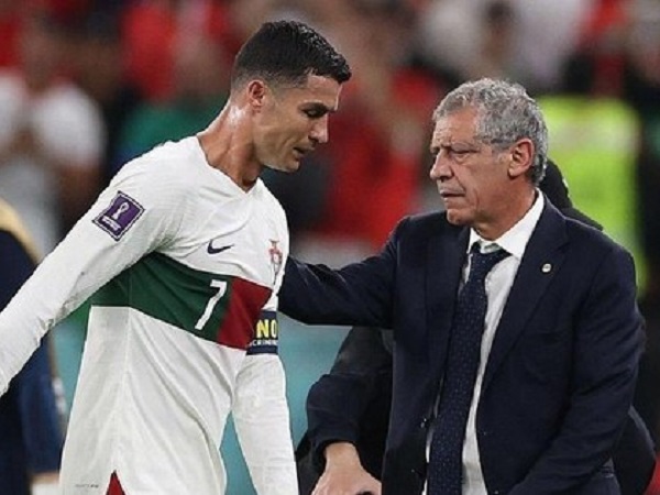 Ronaldo dẫn dầu nhóm cầu thủ Bồ Đào Nha không cảm ơn HLV Santos