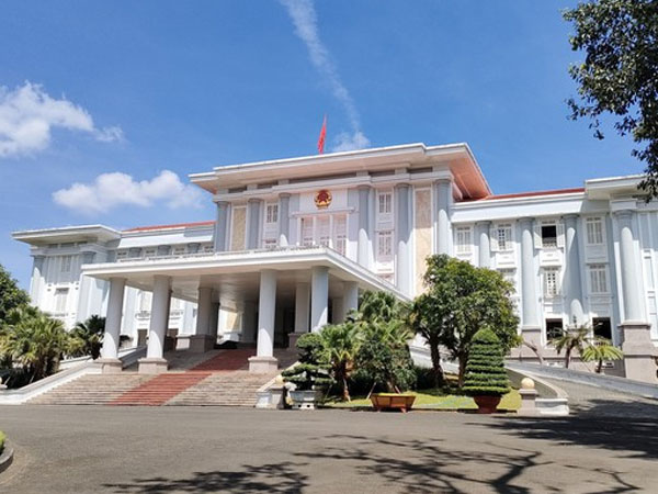 Vì sao 3 phó chủ tịch UBND tỉnh Gia Lai cùng lúc bị xem xét cho thôi chức?