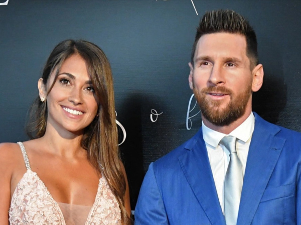 Chuyện tình cổ tích của Messi và người vợ quen lúc 5 tuổi